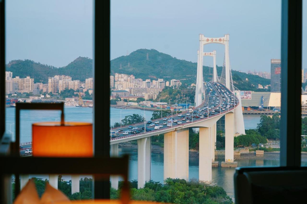 Hualuxe Xiamen Haicang Habour View Exteriör bild