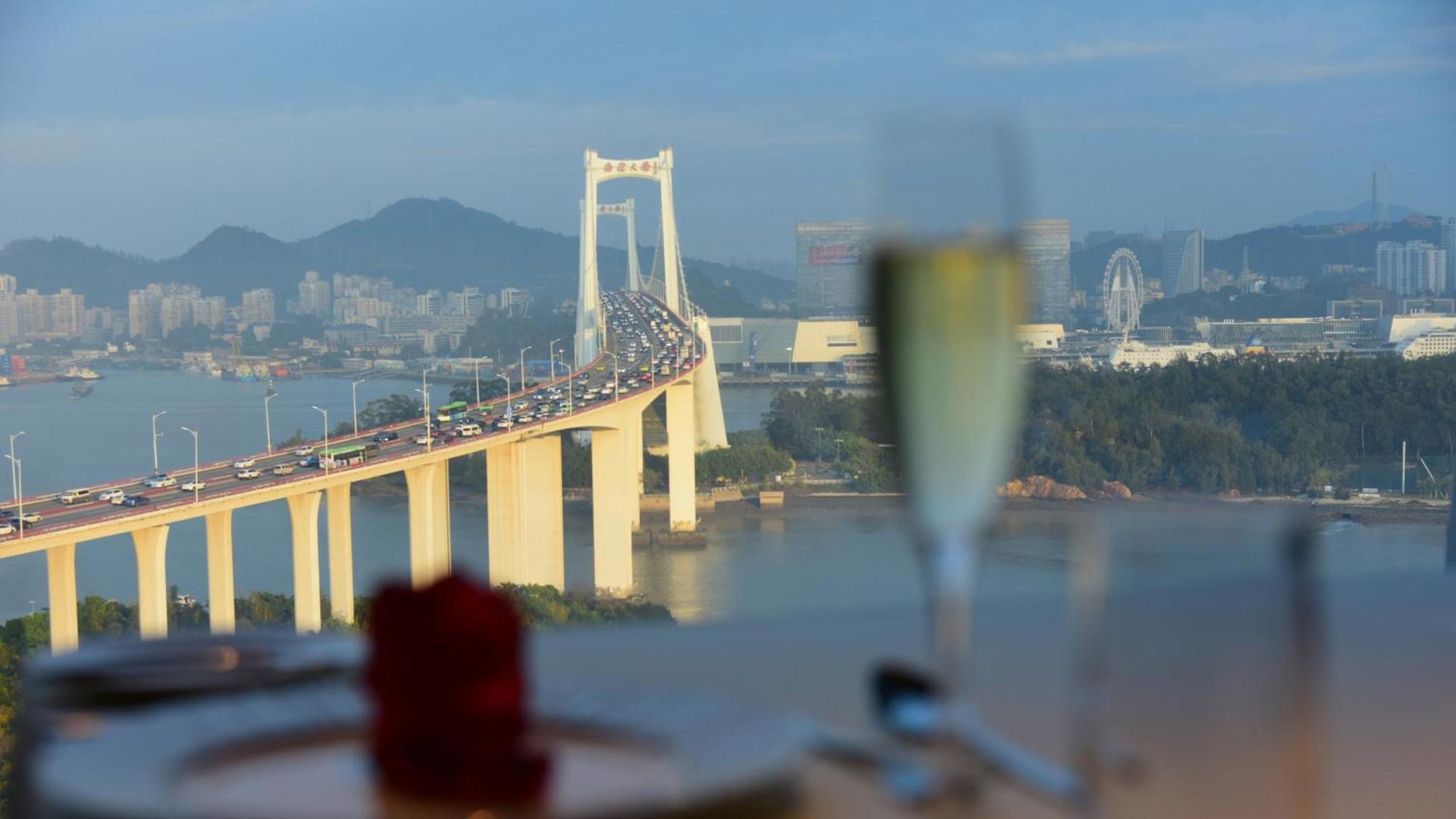 Hualuxe Xiamen Haicang Habour View Exteriör bild